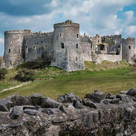 Queens Holiday Apartment Pembroke Dock Luaran gambar