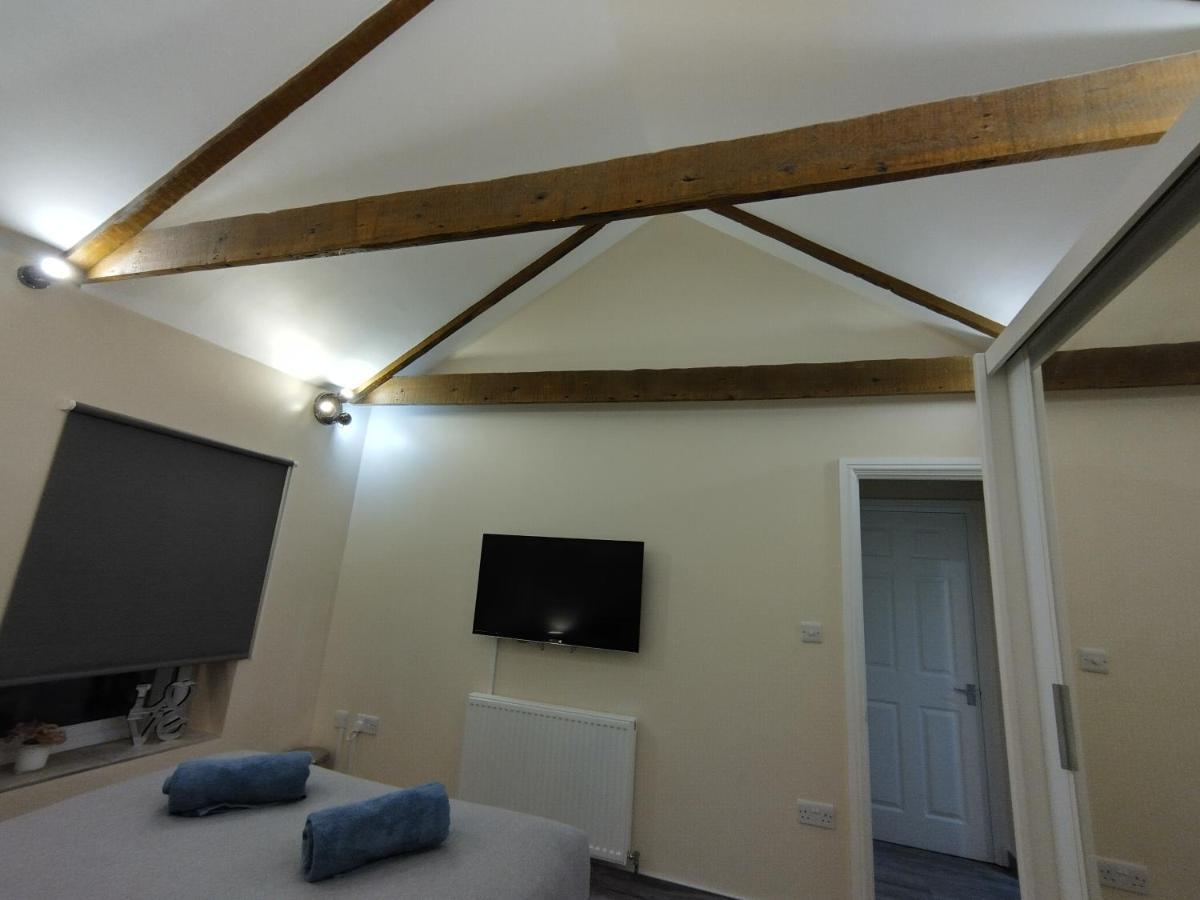 Queens Holiday Apartment Pembroke Dock Luaran gambar