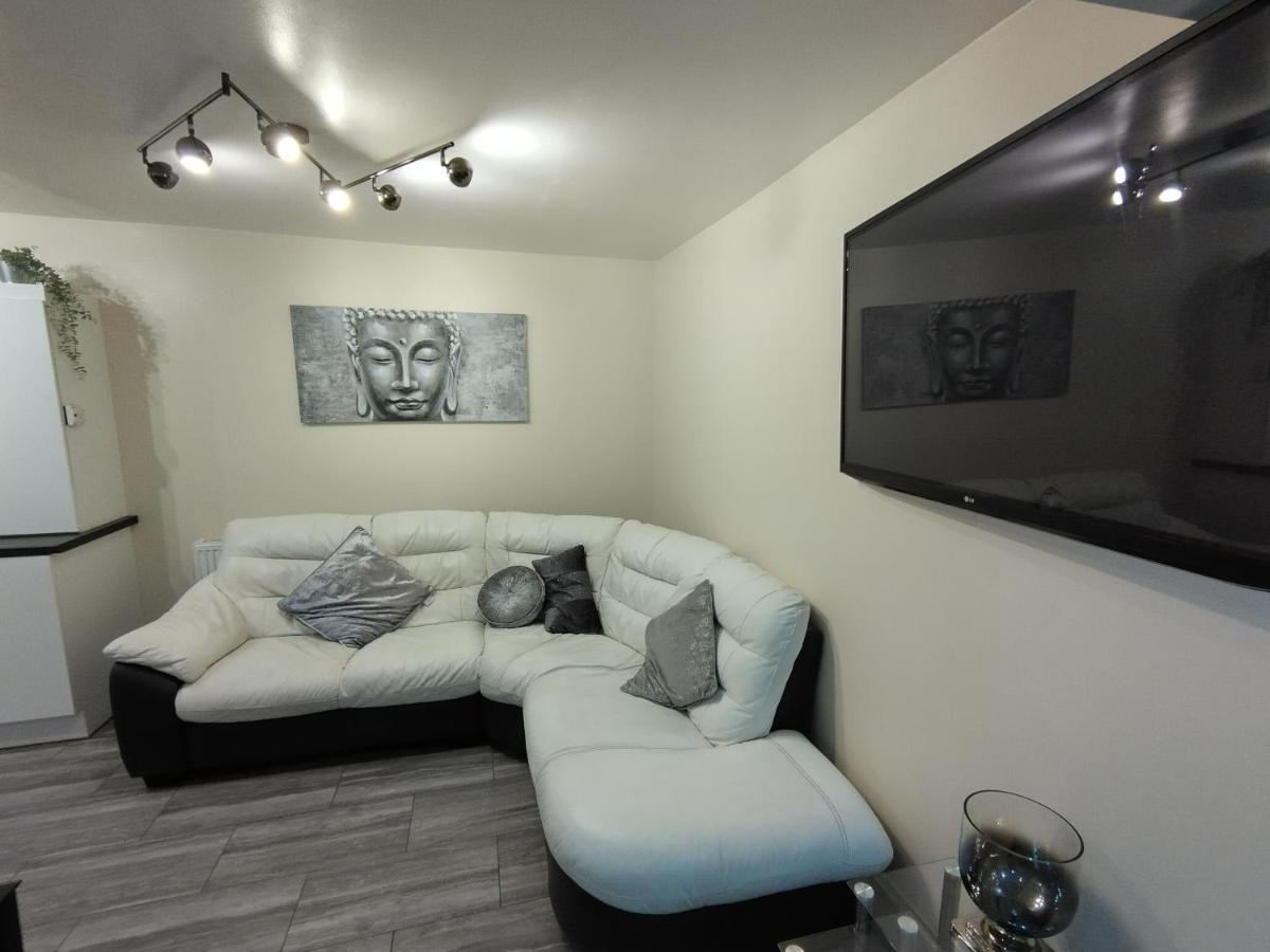 Queens Holiday Apartment Pembroke Dock Luaran gambar