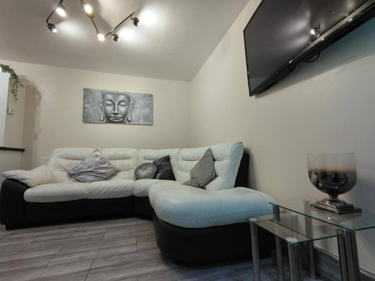 Queens Holiday Apartment Pembroke Dock Luaran gambar