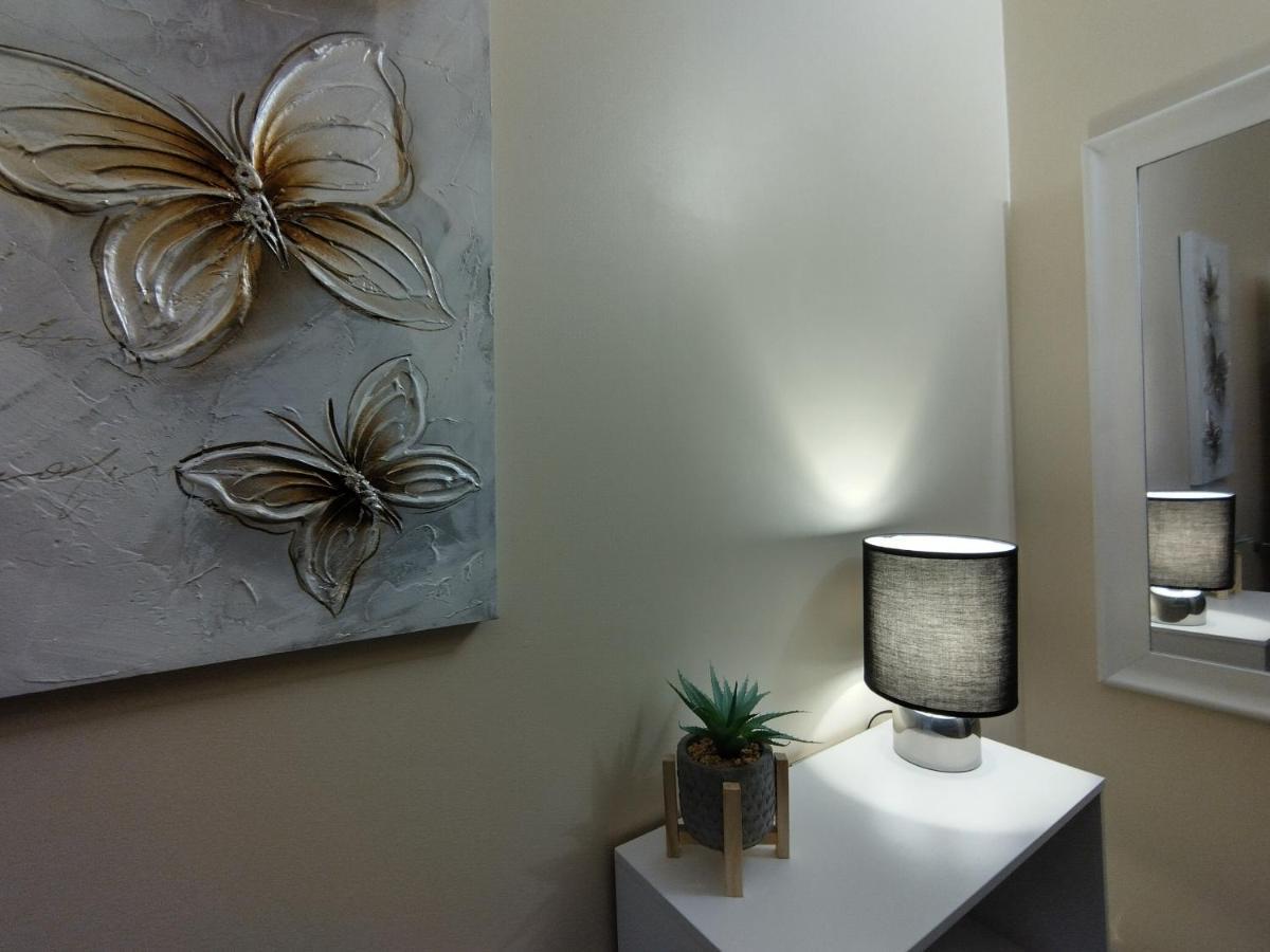 Queens Holiday Apartment Pembroke Dock Luaran gambar